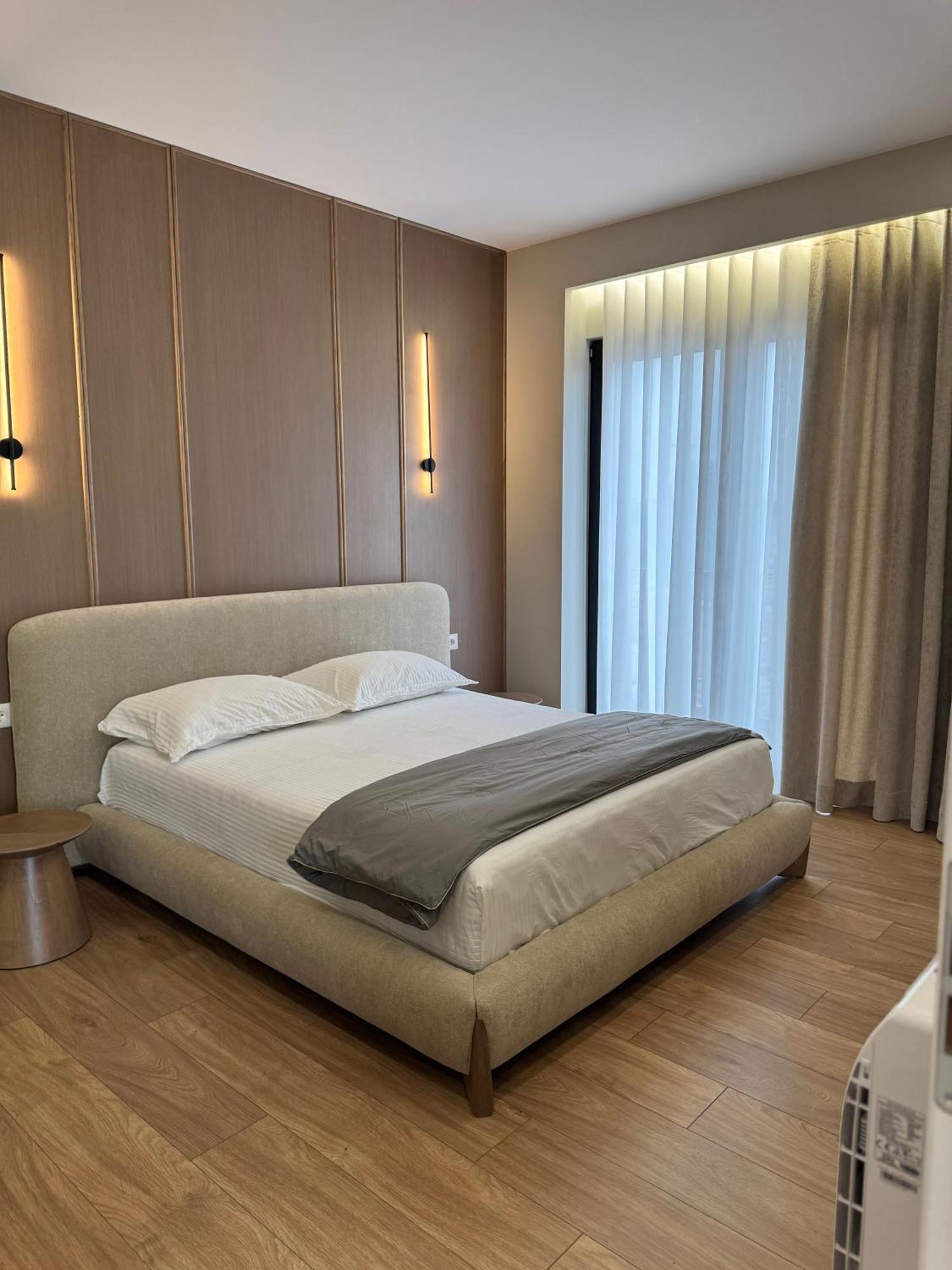 Square Inn Garden Aparthotel ติรานา ภายนอก รูปภาพ