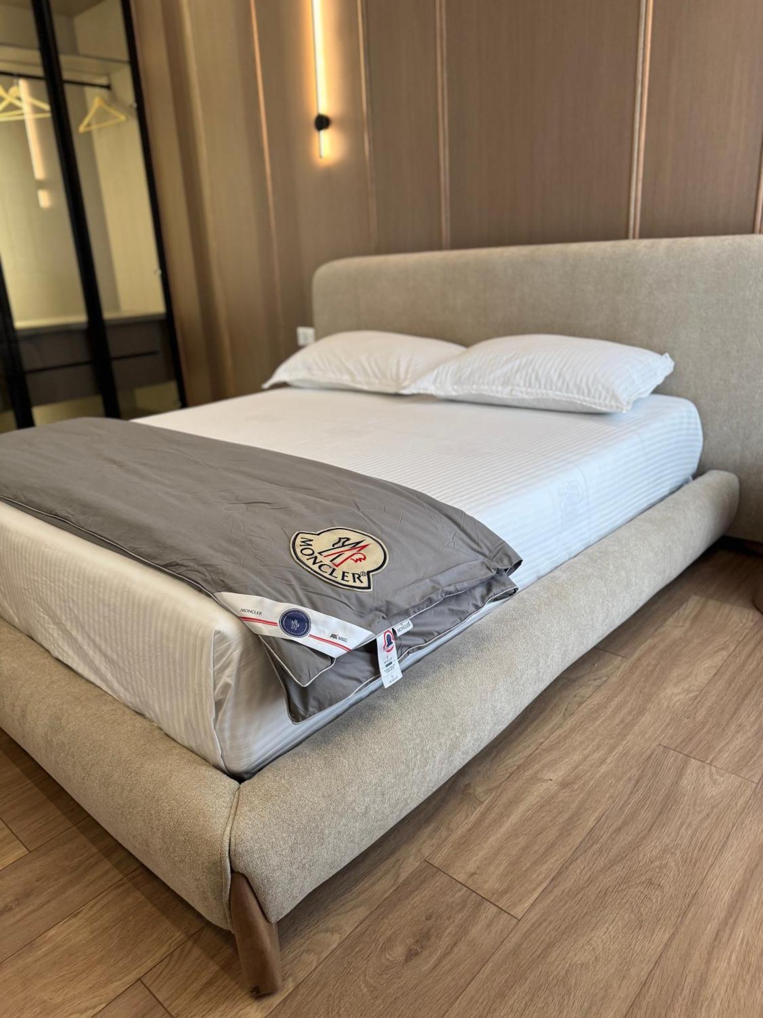Square Inn Garden Aparthotel ติรานา ภายนอก รูปภาพ